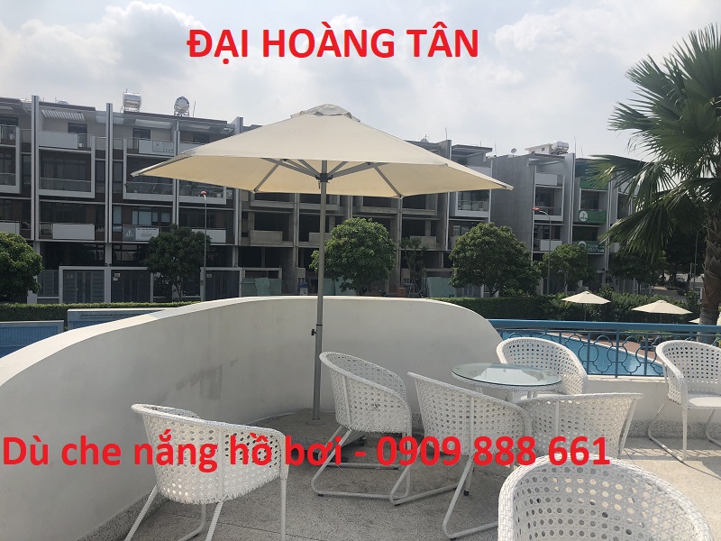 dù che nắng hồ bơi